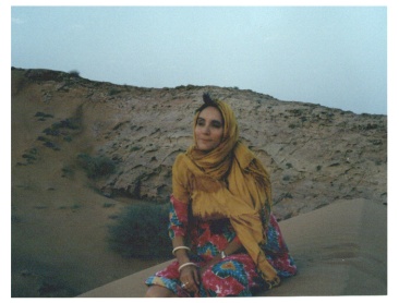 Dubai2.JPG (36536 byte)